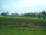 2006 Mar 15 Galveston 02 houses built for high tide.jpg