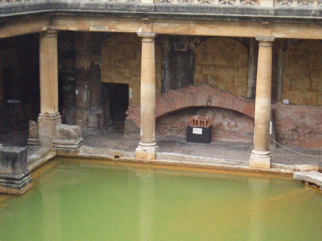 UK-July-06 5th Bath11 Roman Baths4.jpg
