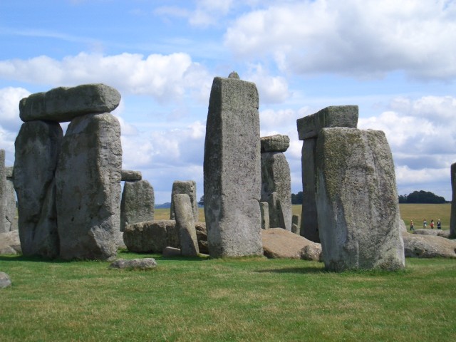 UK-July-06 8th road trip08 Stonehenge.jpg