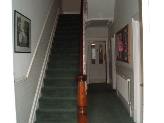 UK-July-06 Bath Oldfields08 front stair.jpg