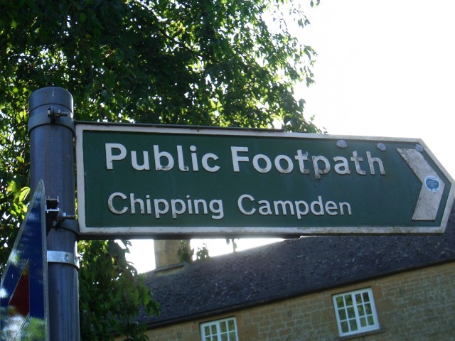 UK-July-06 13th Cotswolds Walk to dinner 01.jpg
