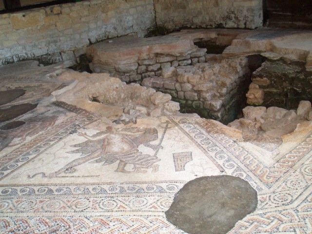 UK-July-06 15th Cotswolds 04 Chedworth Roman Villa dining ro.jpg