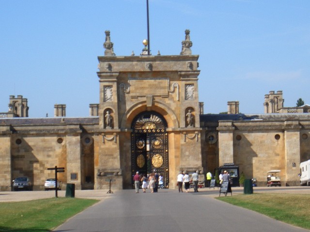 UK-July-06 16th Cotswolds 03 Blenheim Palace East Gate visit.jpg