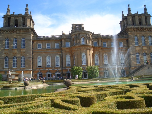 UK-July-06 16th Cotswolds 09 Blenheim Palace from water terr.jpg