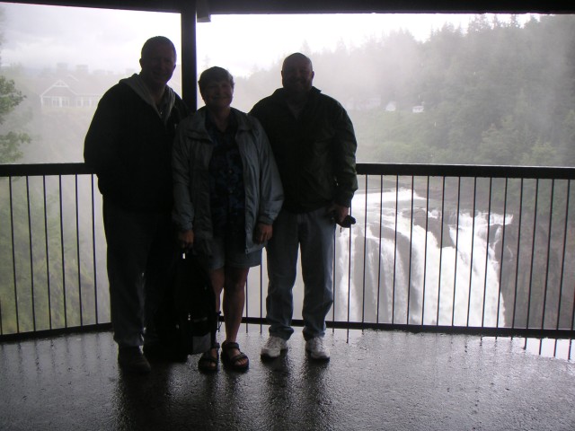 07 May-Jun 123 Snoqualmie Falls Jon Shelli & John.JPG