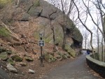 NYC 12-Apr 06 Fort Tryon Park - Cloisters climb to top.JPG