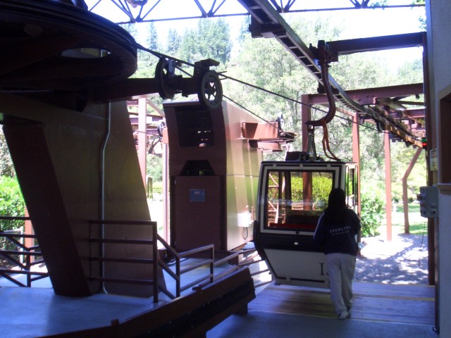 08-May Napa 05 Sterling Vineyard gondola.JPG