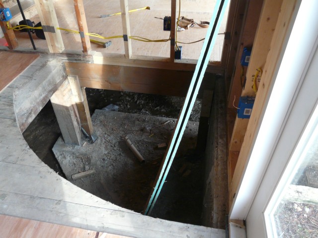 2009 Dec Bellevue Jason's House 07 hole for plumbing access.JPG