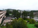 10Jan27 Marin 010 FLWright Tour east patio judiciary wing & rolling hills.JPG