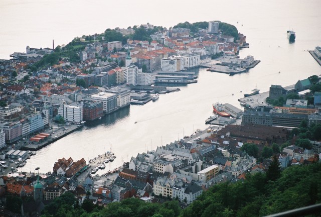 04-Jun 30th Bergen11 Mt Floyen view.jpg