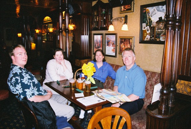 04-Jul 1st Trondheim01 lunch.jpg