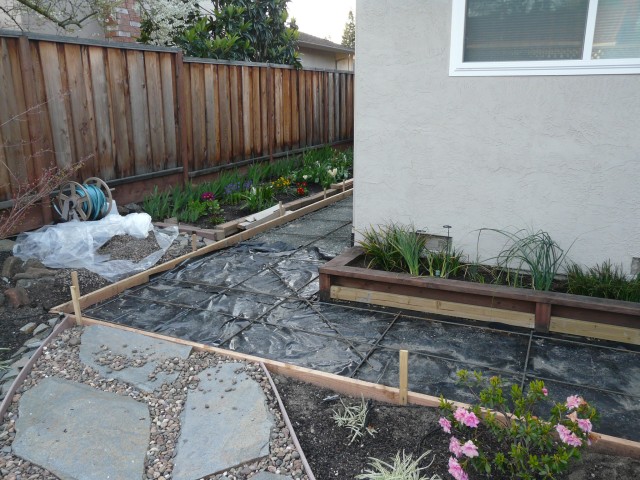 2010 Mar 14 San Ramon 02 Concrete prep completed.JPG