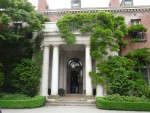 2011 Jun 11th Filoli House & Garden 05 house entry draped wisteria.JPG