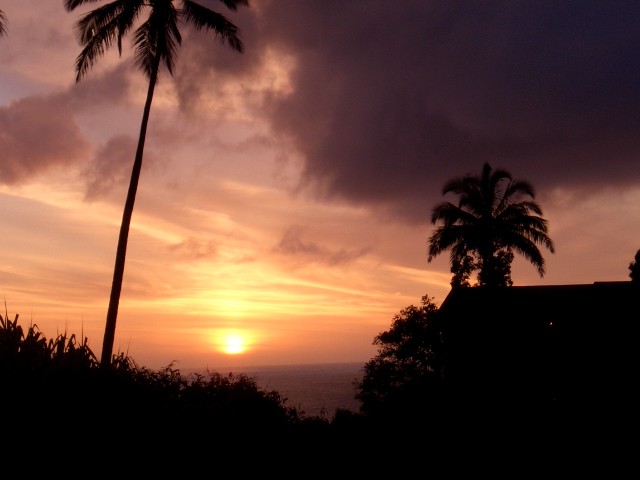 05AprHawaii - Resort Sunset from Lanai3.JPG