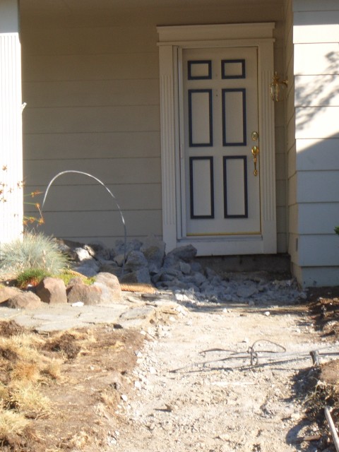 Front yard 2005 August 4 walkway demolition day 2 011.jpg