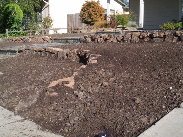 Front yard 2005 August 25 clean flagstone and finish sprinklers 02.jpg