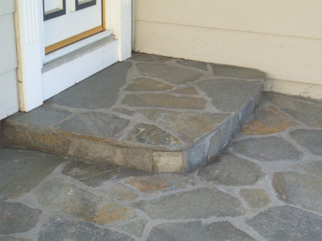 Front yard 2005 August 25 clean flagstone and finish sprinklers 05.jpg