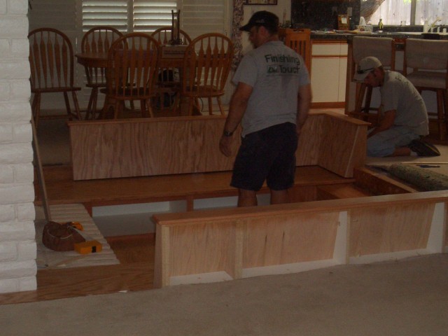 2005 August 29 Conversation Pit Day 2 Installation 09 looking good.jpg