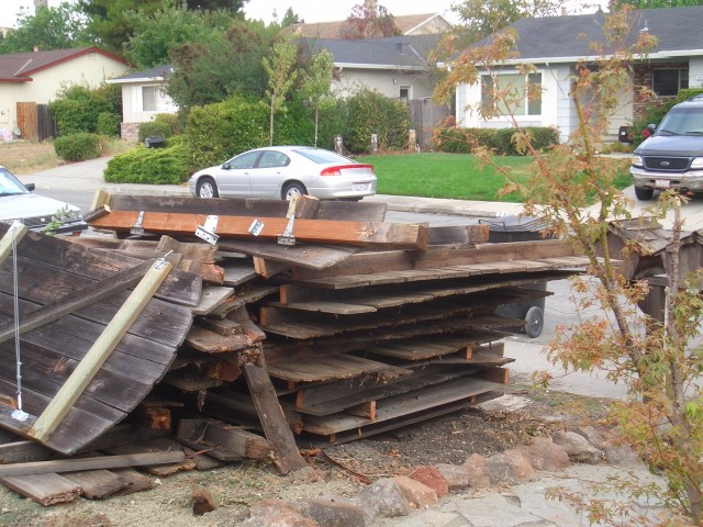 2005 Sep 12 fence 06a demolition complete.jpg