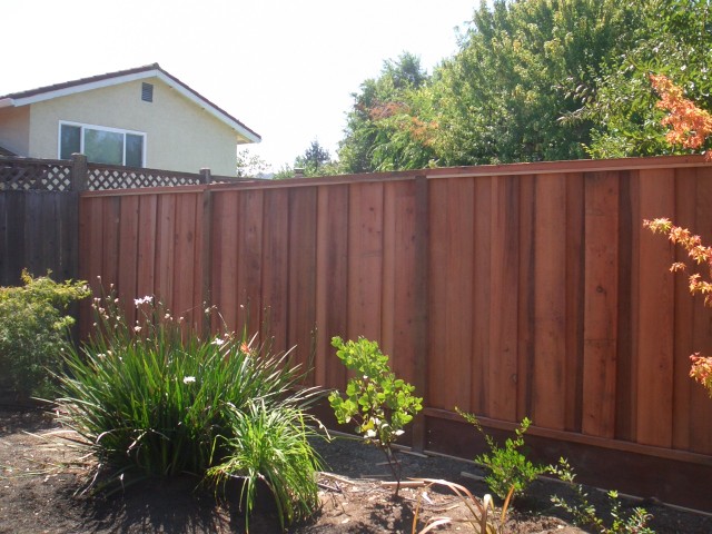 2005 Sep 12 fence 39 done.jpg