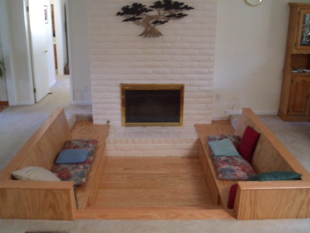 2005 Sep 19 Conversation Pit Day 4 Installation finish work 07.jpg