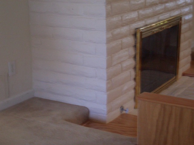 2005 Sep 19 Conversation Pit Day 4 Installation finish work 09.jpg