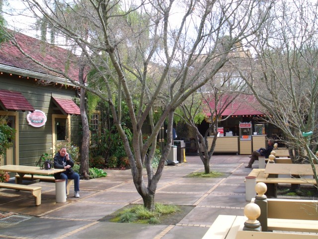 2006 Mar 11 Winchester Mystery House 02 patio tour waiting area.jpg