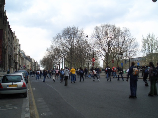 April 2006 Paris Day 1aa Exploring -Street Skating.jpg
