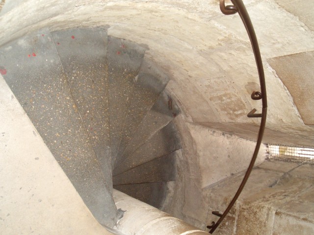 April 2006 Paris Day 2al Ste Chapelle stairway to chapel.jpg