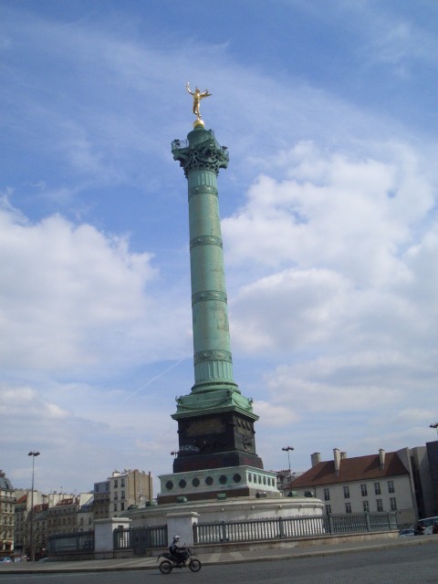 April 2006 Paris Day 3i Place de la Bastille Column de Juillet.jpg