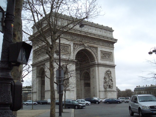 April 2006 Paris Day 5ac Place CG Arc de Triomphe.jpg