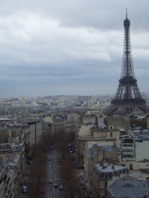 April 2006 Paris Day 5ai view from top Arc de Triomphe toward Tour Eiffel.jpg