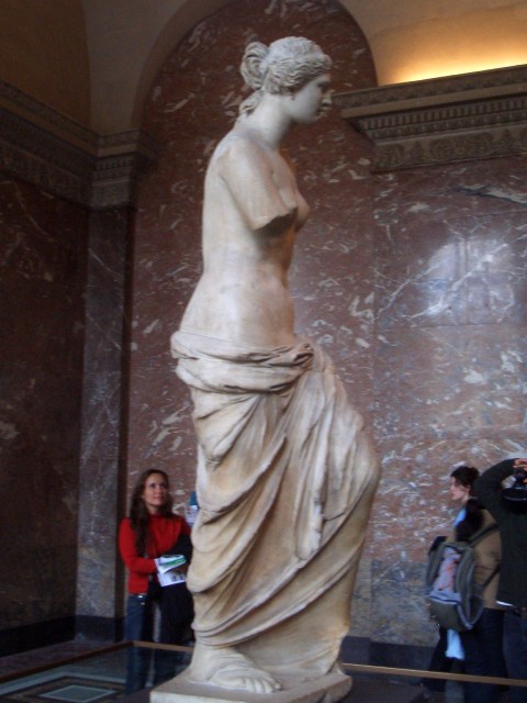 April 2006 Paris Day 6d Louvre Venus de Milo.jpg